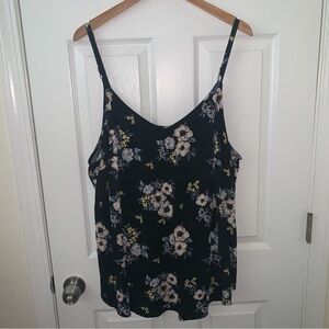 Torrid (Size 4) Black Floral Print Tank Top